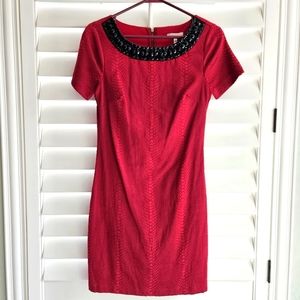 Gorgeous, super flattering red cocktail dress w beaded/jeweled neckline, size xs